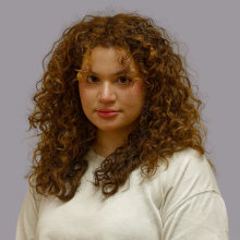 Ines sérieuse